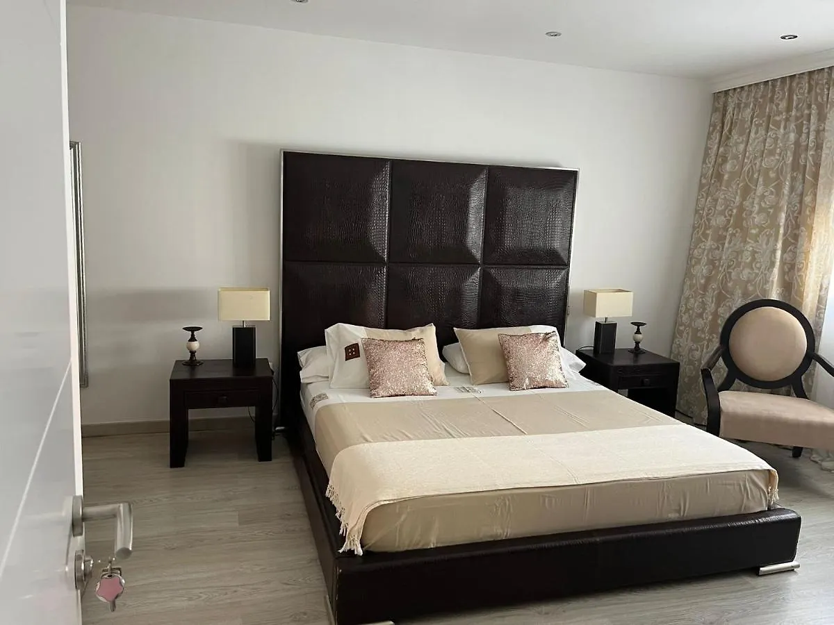 Casa Nona Apartment Marbella Homestay