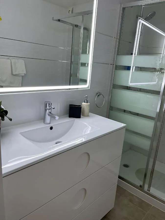 Casa Nona Apartment Marbella Homestay